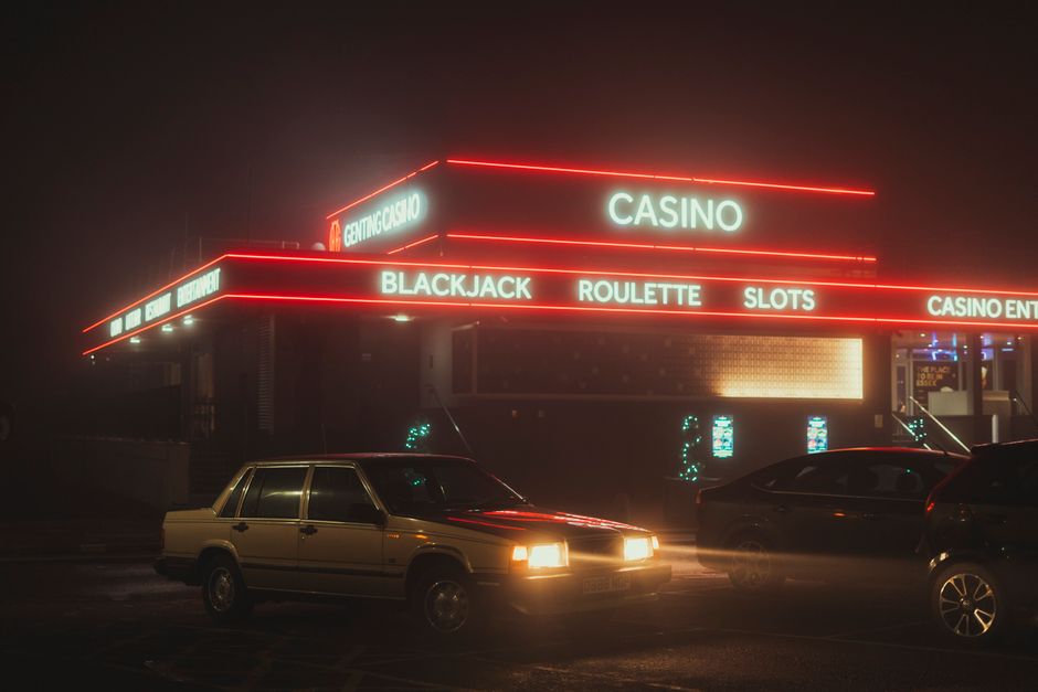 The Ultimate Guide to Casino Slots: Tips and Strategies