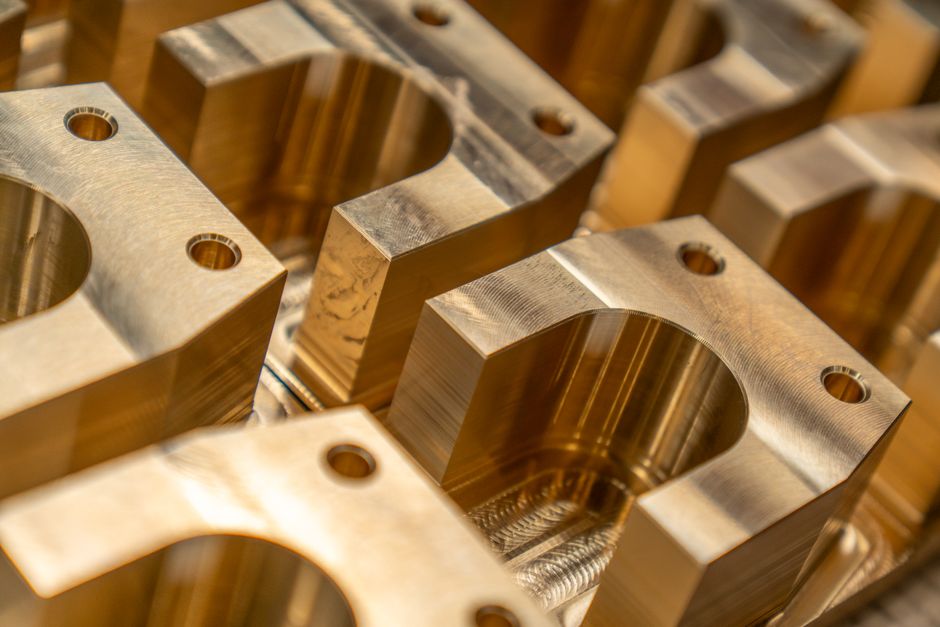 Revolutionizing Manufacturing with CNC Machining Services