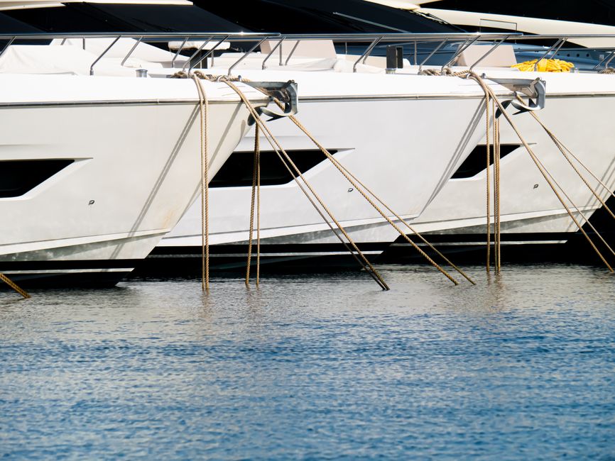 The Essential Guide to Boat Detailing Services