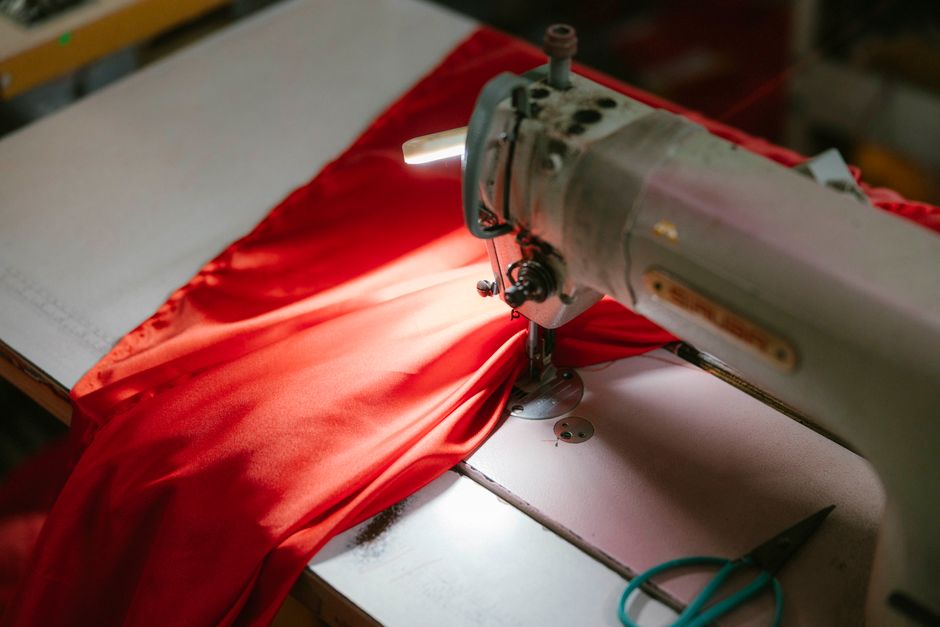 The Rise of Custom Clothing Manufacturers in a Personalized World